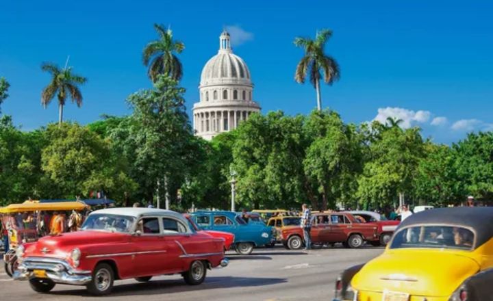 Best Way To Travel Between Key West And Havana, Cuba